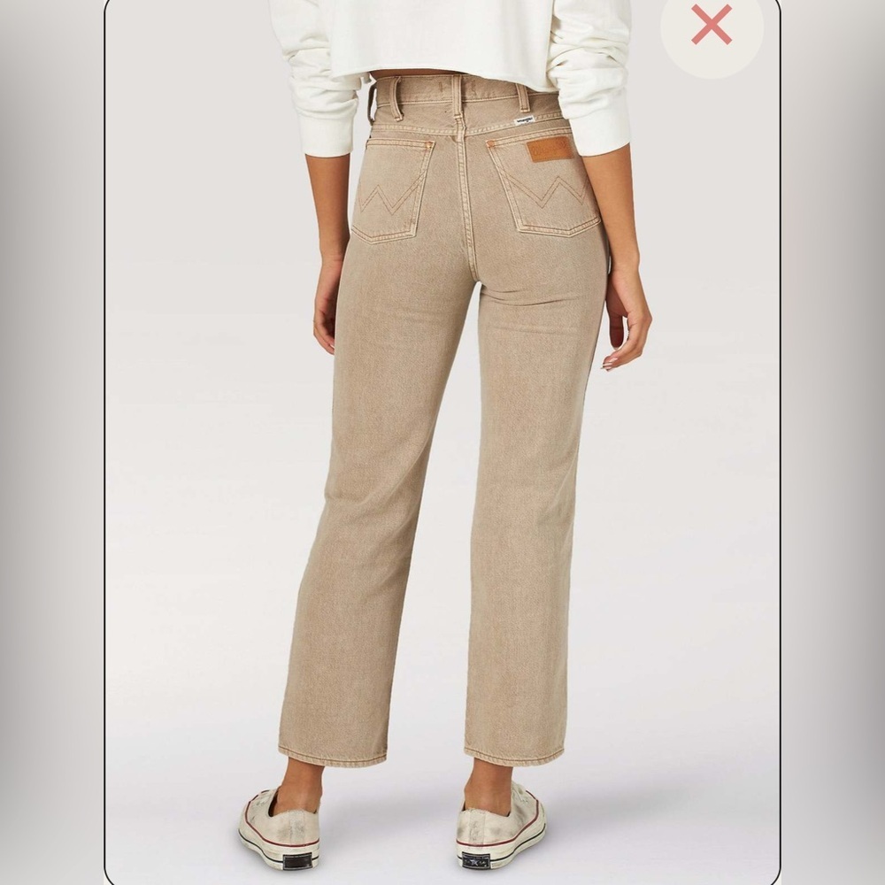 Wrangler women’s Sandstone Jeans - Picture 7 of 8